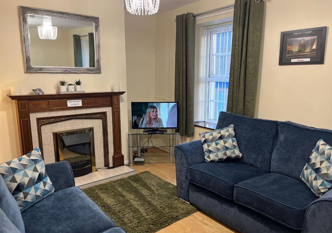 3 Bedroom Apartment, Ballymena, The Wee Stop Gap Bagian luar foto